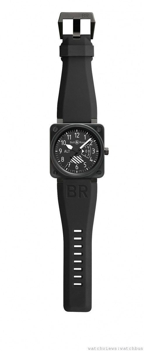 BR01 Altimeter腕錶，黑色PVD不鏽鋼錶殼、錶徑46毫米，時、分、秒、日期，ETA 2896自動上鍊機芯，防水100米，橡膠錶帶，NTD 210,000。