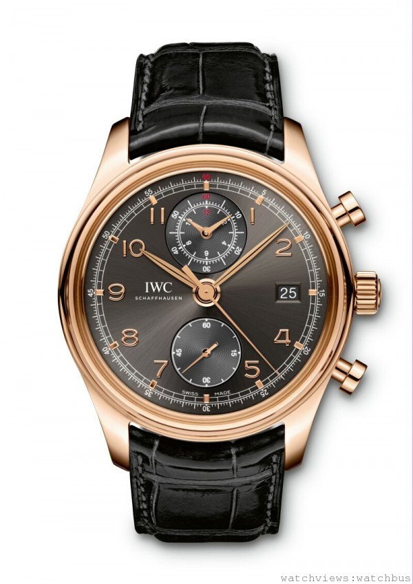 葡萄牙計時腕錶經典版，不鏽鋼或18K紅金錶殼，錶徑42毫米，時、分、秒、日期、計時碼錶，89361自動上鏈機械計時機芯，68小時動力儲備，防水30米，Santoni鱷魚皮錶帶。