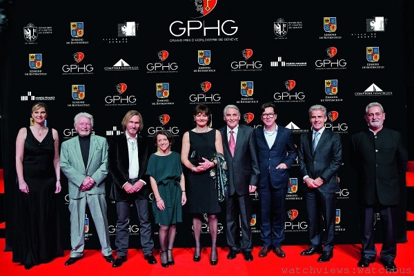 日內瓦高級鐘錶大賞（GPHG）素有鐘錶界的“奧斯卡大獎”之稱，圖為2012年頒獎典禮合影。