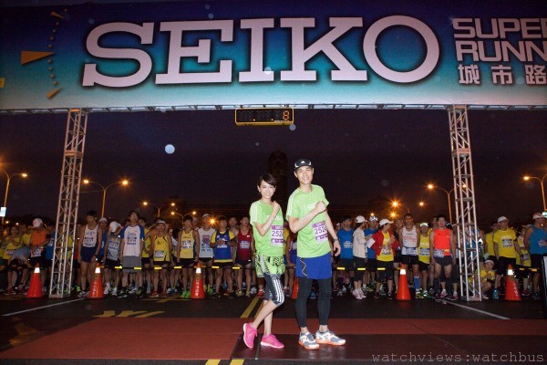 【SEIKO城市路跑賽】「總舖師」楊祐寧、夏于喬不拼廚藝瘋路跑 攜手晨起參加2013SEIKO城市路跑賽。