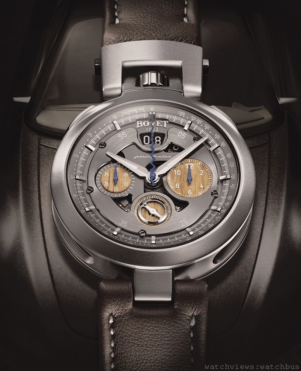 播威BOVET by Pininfarina系列CAMBIANO限量計時碼錶，全球限量80只，建議售價889,000元。