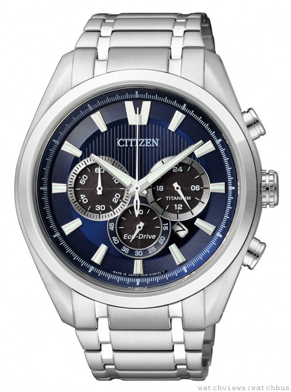 CITIZEN Super Titanium 超級鈦錶款，金城武配戴款 CA4011-55L，NT$16,500元。