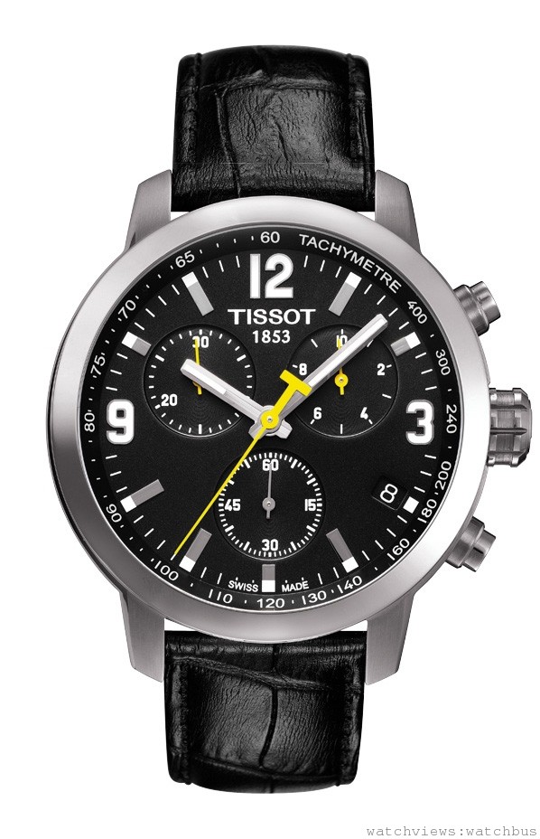 TISSOT PRC200運動競速計時腕錶(Echo配戴黑面款），尺寸42mm，建議售價NT$14,800