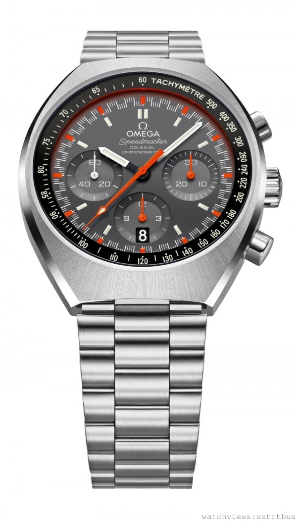 超霸Mark II腕錶復刻經典計時錶，不鏽鋼錶殼，錶徑42.4x46.2毫米，，時、分、 小秒針、日期、計時碼錶，3330同軸擒縱自動 上鍊機芯，動力儲能52小時，瑞士官方天文台 錶認證，防水100米，不鏽鋼鍊帶。