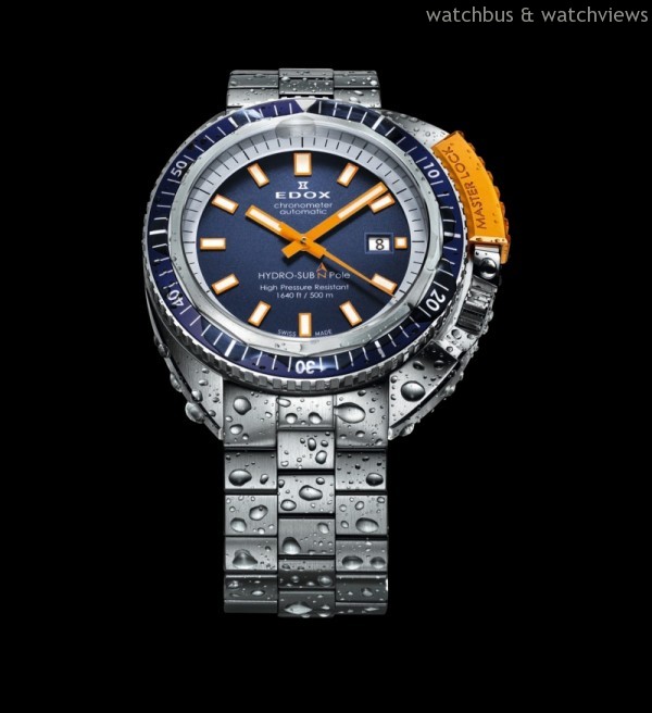 Hydro Sub 特級潛水腕表，316L 不銹鋼錶殼，錶徑 49mm( 包括表冠保護蓋，46mm 一般直徑)，橘色滑動式錶冠保護蓋，藍色表盤橘色刻度，Edox 802機芯，官方認證的天文台表，時, 分, 秒, 日期，防水 500 米，不銹鋼表帶; 並另附一條橘色鯊魚皮防水，全球限量350只，定價 90,000。