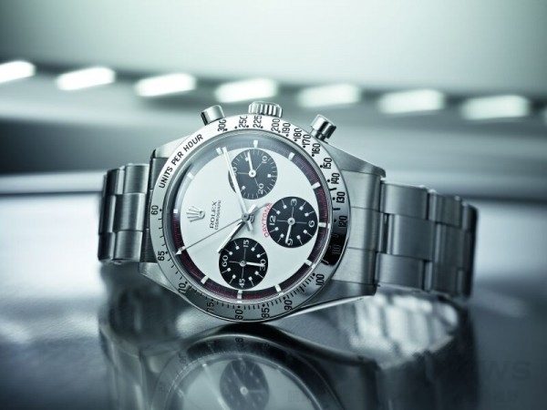 Rolex Cosmograph Daytona 早期的款式都具有現今被稱為 Exotic dial的特殊錶盤顏色：白色錶盤底色配上黑色小三針錶圈 (registers)，或黑色錶盤配上白色小三針錶圈，而小三針錶圈內的刻度則標示有方形標記。