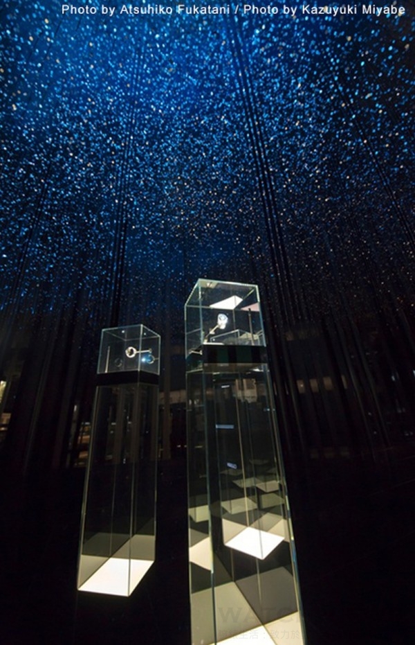 CITIZEN在巴塞爾錶展的展場設計，2014年的主題為Compressed Time。
