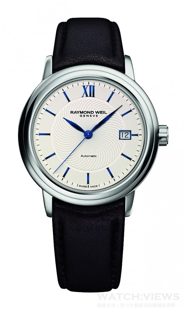 蕾蒙威經典大師Maestro系列Frank Sinatra限量腕錶，不鏽鋼錶殼，錶徑39.5毫米，時、分、秒、日期顯示，自動上鍊機芯，動力儲能38小時，藍寶石水晶玻璃鏡面及底蓋，防水50米，棕色真皮錶帶。