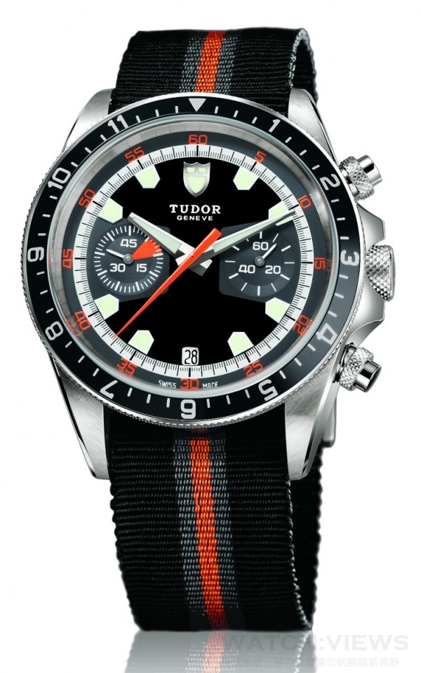 Tudor Heritage Chrono的錶面備有黑色配灰色小錶盤，及灰色配黑色小錶盤以供選擇，更配搭鮮豔的橙色鐘點顯示。