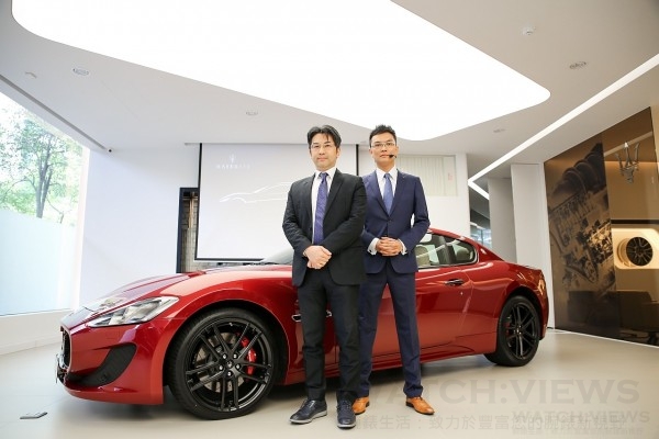 Maserati Taiwan品牌總經理黃怡超先生與行銷公關經理馬方哲先生共同為Maserati GranTurismo MC Sport Line Limited Edition揭幕，正式向大家介紹這部跑格與個性十足的GT跑車。