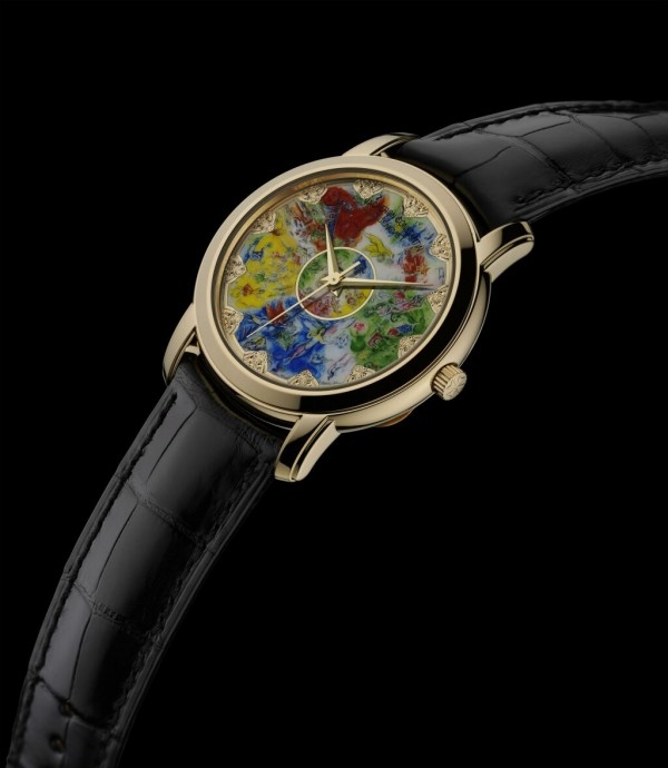 Métiers d’Art Chagall & l’Opéra de Paris系列的第一款腕錶於 2010 年 11 月 20 日在加尼葉歌劇院舉行的晚會上亮相，以慶祝巴黎歌劇院和芭蕾協會 (AROP) 成立 30 周年。這款腕錶採用歷史悠久的高溫明火琺瑯工藝，真實重現夏卡爾創作的整幅穹頂壁畫。