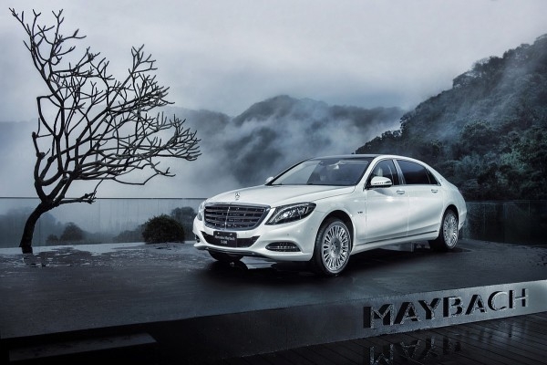 全球經濟救世主柏南奇亞太關鍵行，Mercedes-Maybach S 600 高規格禮遇