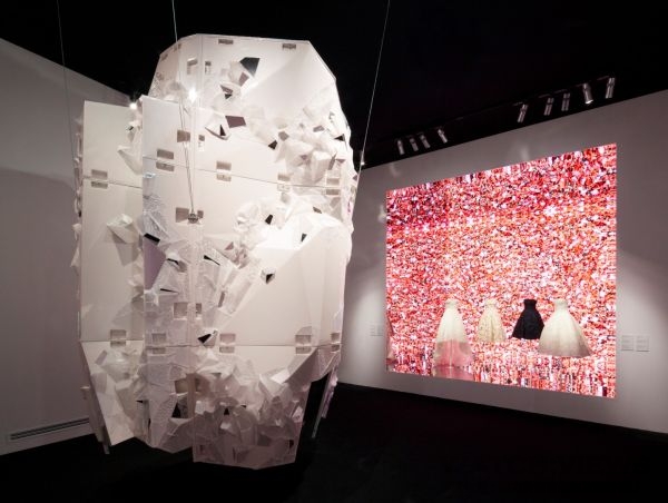 Esprit Dior迪奧精神品牌藝術展邀請韓國當代藝術創作者，共同參與這次藝術創意發表。