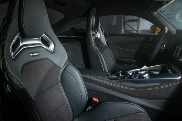 GT S 標配AMG高性能跑車式座椅