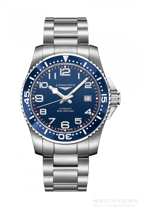 深海征服者鋁合金單向式旋轉錶圈腕錶是卓爾不凡的潛水錶，是潛水員和水上運動愛好者眼中的首選錶款。這款腕錶直徑41毫米，配備L633自動上鏈機械機芯，動力儲存36小時，指針鍍上Super-LumiNova®夜光塗料的刻度，具有時、分、秒及日期顯示。充滿年輕活力，同時又低調優雅，適合各種場合搭配各式服裝配戴，建議售價NT$39,800。