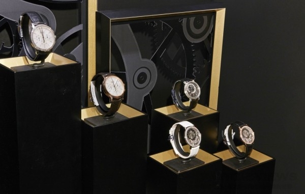 伯爵全新Altiplano計時腕錶，攜手Altiplano 900P超薄腕錶於「伯爵超薄工藝特展」展出，一饗錶迷。