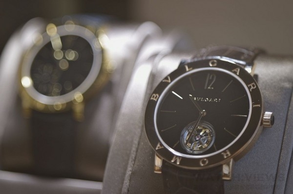 「BVLGARI BVLGARI系列腕錶歡慶40週年展覽」展出的全新創作囊括完整錶款系列，展現令人驚豔的創造力，從頂級珠寶錶到複雜機械錶的華麗登場。