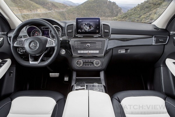 極盡豪華為主軸的座艙設計，The new GLE更透過高科技配備滿足車主的用車視野(圖示車款為GLE 250 d, W 166)