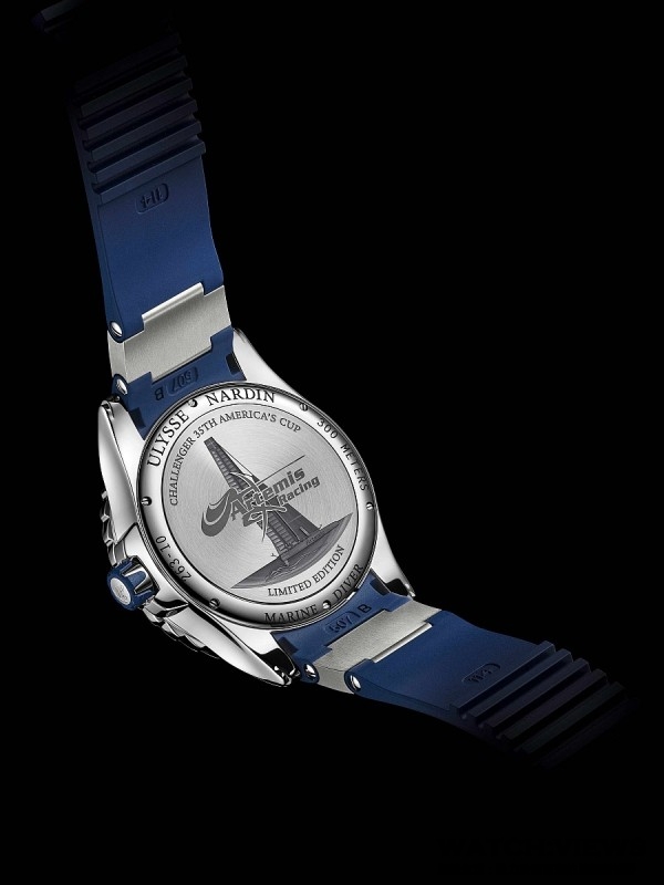 《Artemis Racing航海潛水限量腕錶》的錶背刻有Artemis 帆船圖案，獨有橡膠錶帶搭配刻有Artemis帆船賽隊標誌的不銹鋼組件連折疊帶扣。