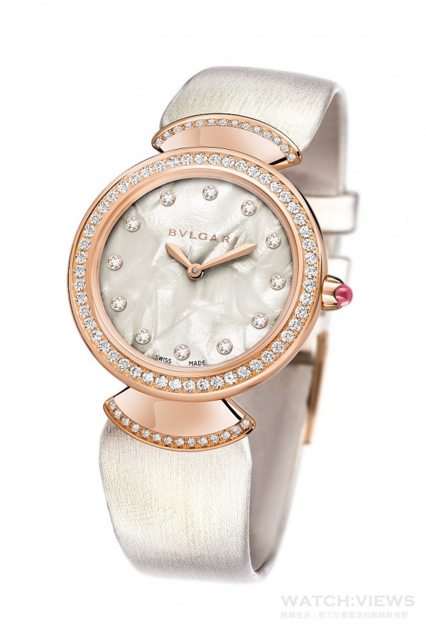 BVLGARI Diva珍珠母貝玫瑰金自動女錶，型號102433，建議售價約NTD563,000。