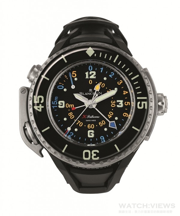 寶鉑錶五十噚X fathoms自動潛水腕錶，全世界第一只機械式三段式測水深，建議售價NTD$1,296,000。