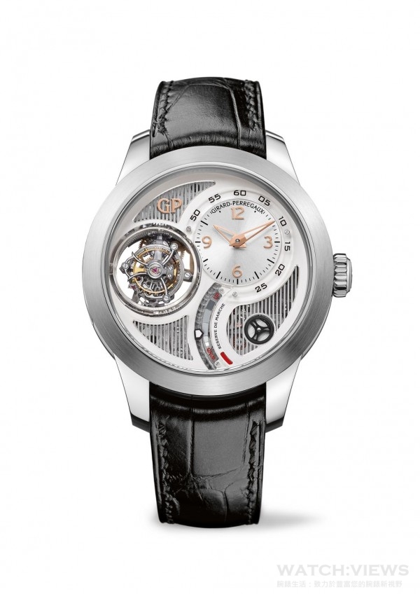 18K白金款式全球僅限量10只，而是次特展展出的三軸陀飛輪腕錶是獨一無二的Unique Piece，以白金錶殼配黑錶盤，全球僅此一只。