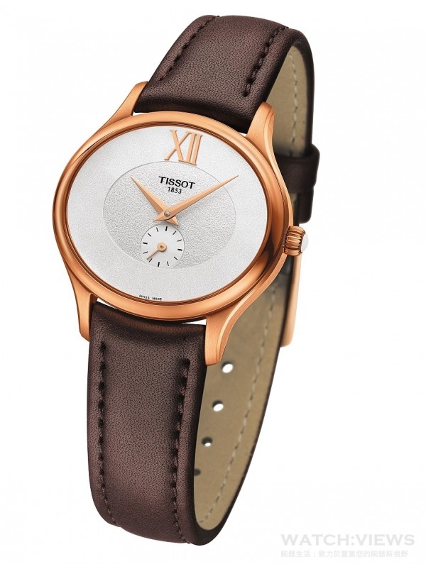 天梭表Bella Ora腕錶的名稱在義大利文中意為「美麗的時間」，它是與任何盛裝或休閒風格的裝扮相襯的理想配飾，純粹簡約的錶面賦予其渾然天成的優雅氣質。6時位置的精美小秒盤以及12時位置的珍珠母貝鑲嵌時標或羅馬數字時標為腕錶增添了一抹精緻氣息。