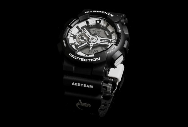 AES x G-SHOCK聯名錶款，建議售價NTD5,200。