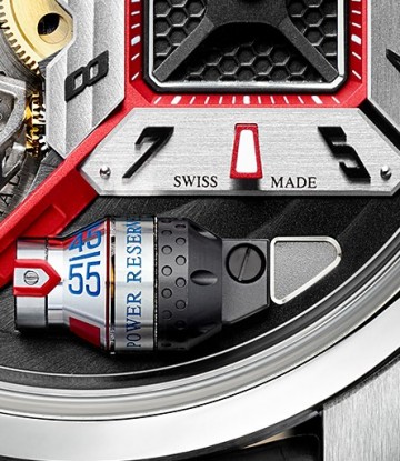 史詩陀飛輪Histoire de Tourbillon 7號腕錶配備的HW4502手上鍊機芯，動力儲存可達55小時，並且在面盤下方備有滾筒型動力儲存顯示。