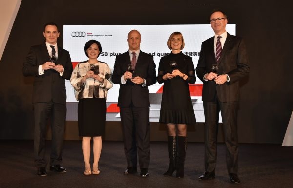 台灣奧迪宣告2016為Audi Top Service 元年，由三項指標計畫出發，全面開展Audi 頂級服務規格。 (加註警語：開車不喝酒，喝酒不開車)