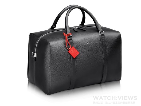萬寶龍大師傑作粒面軟皮系列110週年紀念款行李袋，NT$40,700。