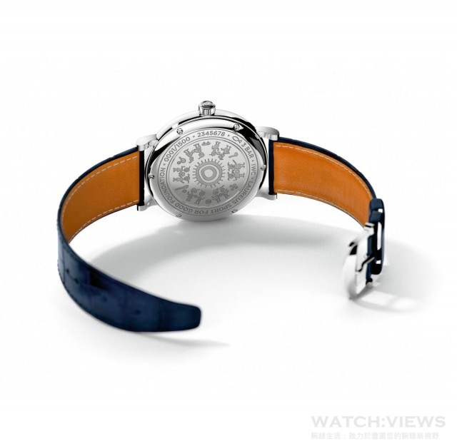 柏濤菲諾月相自動腕錶37「勞倫斯體育公益基金會」特別版的表底蓋鐫刻
