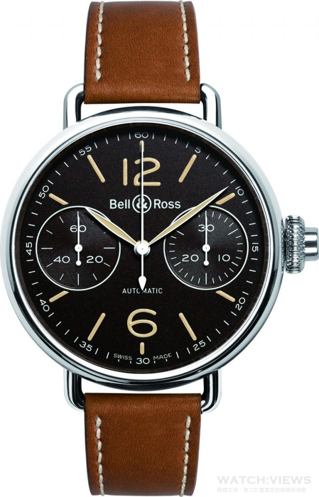 Bell & Ross WW1 Chronographe Monopoussoir Heritage 不鏽鋼錶殼，錶徑45毫米，La Joux-Perret自動上鍊機芯，時、分、小秒針顯示、單按把計時碼錶，防反光藍寶石水晶玻璃鏡面，防水100米，小牛皮錶帶。