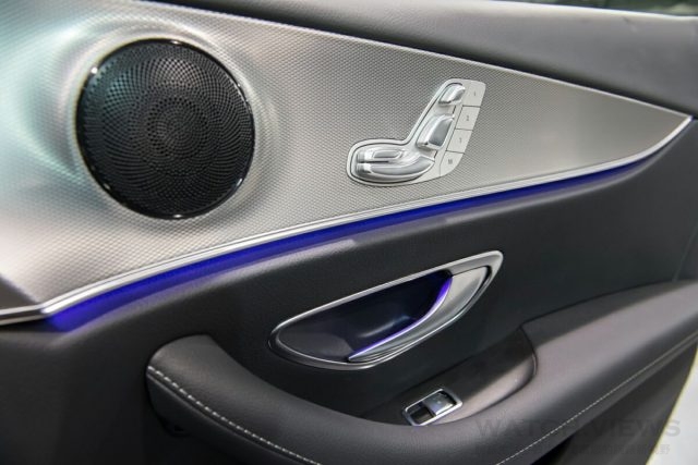 FrontBass重低音喇叭的標準配備，將乘坐舒適度拉高至更高水平。