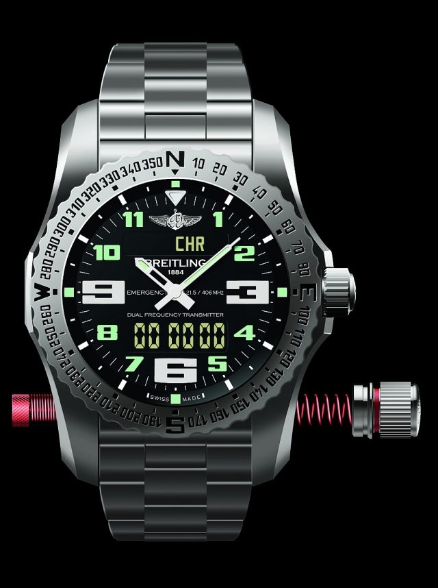 百年靈緊急求救腕錶二代的內置天線系統設計十分巧妙，功能便利，別具特色。兩條可延展的天線零件收納在腕錶下方。可從錶殼另一側手動拉長展開。
