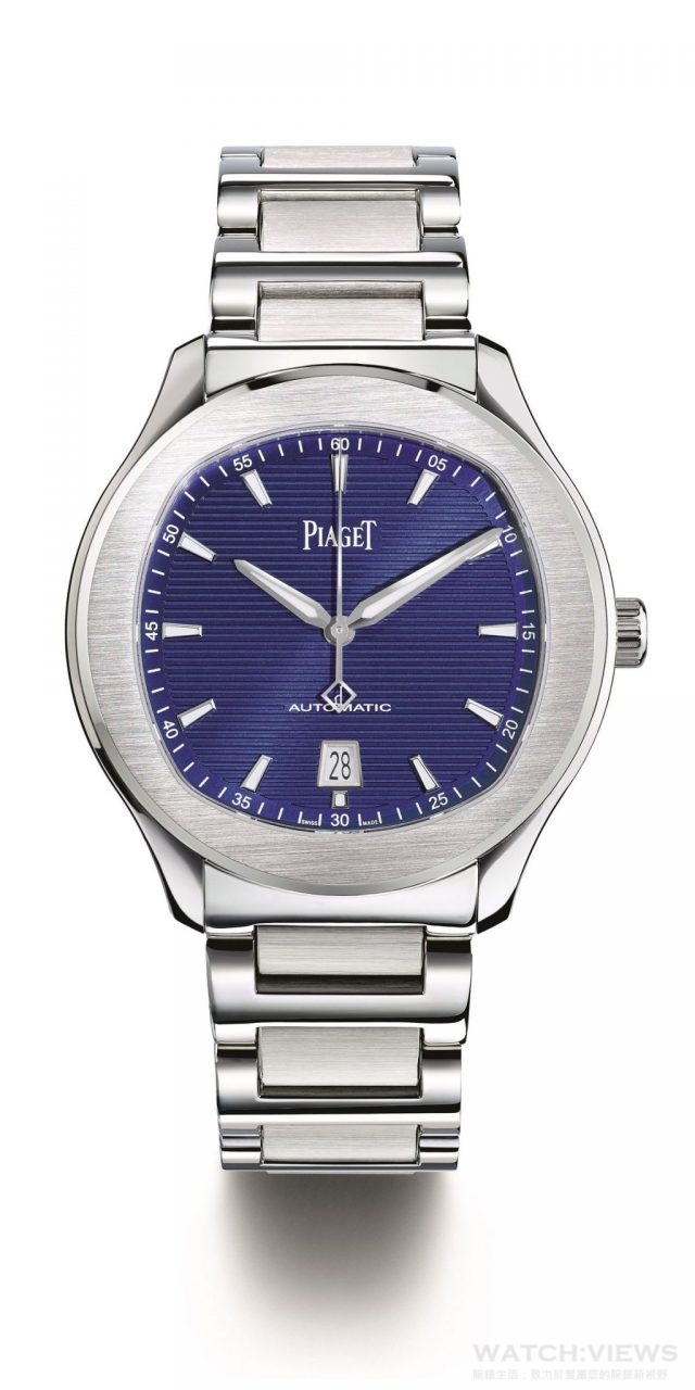 Piaget Polo S – 42 毫米 精鋼錶殼 藍寶石水晶底蓋 夜空藍錶盤，鑲貼塗上夜光材質 (Superluminova)的銀色時標 搭載伯爵製1110P自動上鏈機械機芯 (時、分、秒，日期顯示設於6時位置，深灰色擺陀) 厚度為9.4毫米 防水為 100米 精鋼鏈帶搭配折疊式錶釦 G0A41002 台幣參考價格352,000元