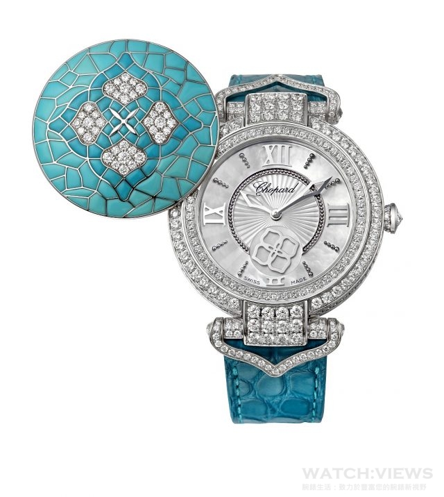 蕭邦Imperiale 系列腕錶 18K白金材質腕錶，型號：384628-1001，鑲嵌總重7.12克拉鑽石，錶徑38毫米，錶蓋鑲嵌綠松石總重23克拉，錶面飾以日內瓦波紋，自製自動上鍊機芯，搭配藍綠色鱷魚皮錶帶，售價 NTD 5,318,000。