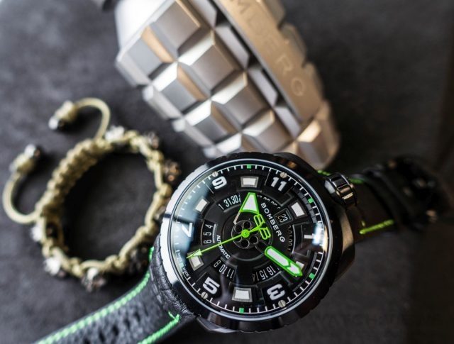 Bomberg BOLT-68  3-HANDS AUTOMATIC 自動大三針系列腕錶黑綠色款式