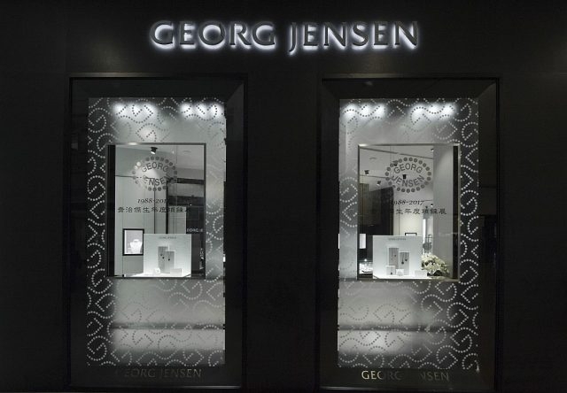 喬治傑生 30周年年度項鍊展1988-2017，店展圖片。