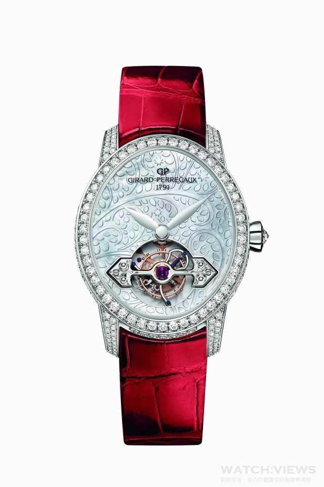 GP芝柏表Cat’s Eye金橋陀飛輪腕錶，建議售價NT$4,716,000。