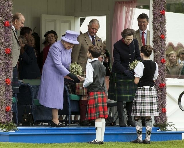 英國女皇及皇室成員應邀出席盛典