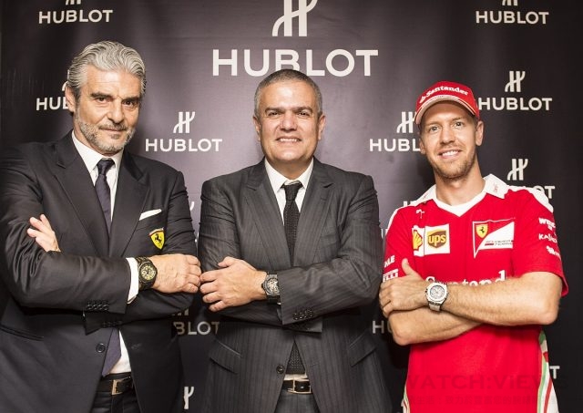 法拉利車隊領隊Maurizio Arrivabene 和Hublot 總裁Ricardo Guadalupe 及法拉利車手Sabastian Vettel 共同呈獻 Big Bang Ferrari Giappone 50計時碼錶。
