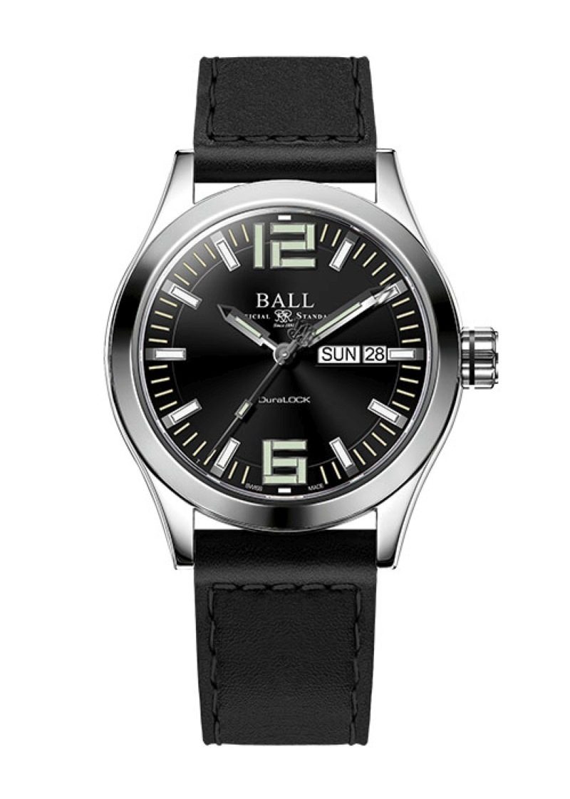 Engineer III King皇者系列腕錶，不銹鋼錶殼及黑色小牛皮皮帶，NTD36,190。
