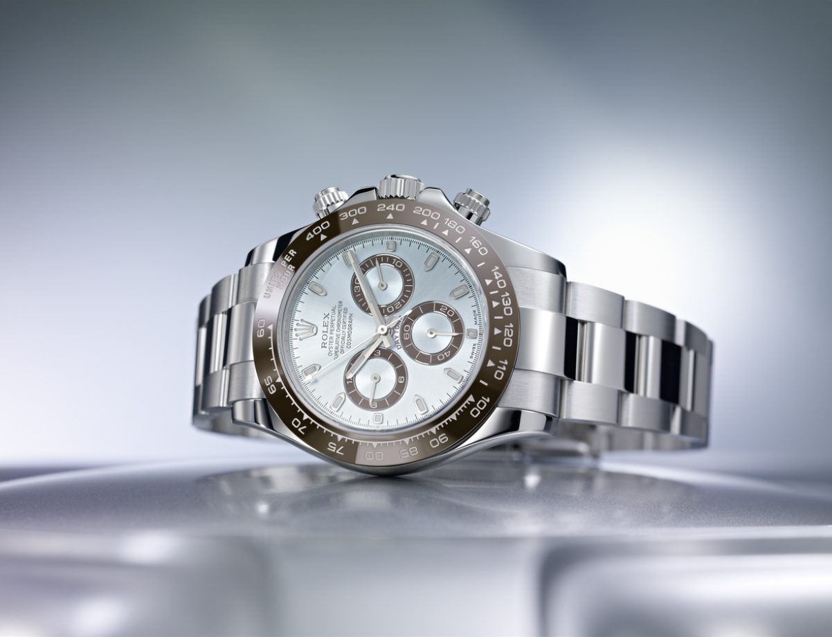 2013年勞力士推出首款採用鉑金材質的Cosmograph Daytona腕錶，尊貴的外表內載2000年推出的自製4130自動機芯。