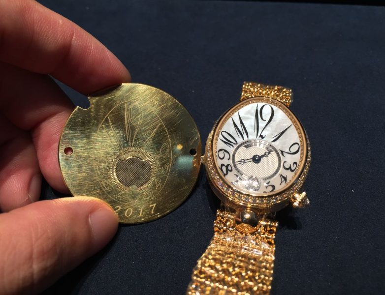 Guillaume Braud所雕刻的那不勒斯系列錶款面盤。