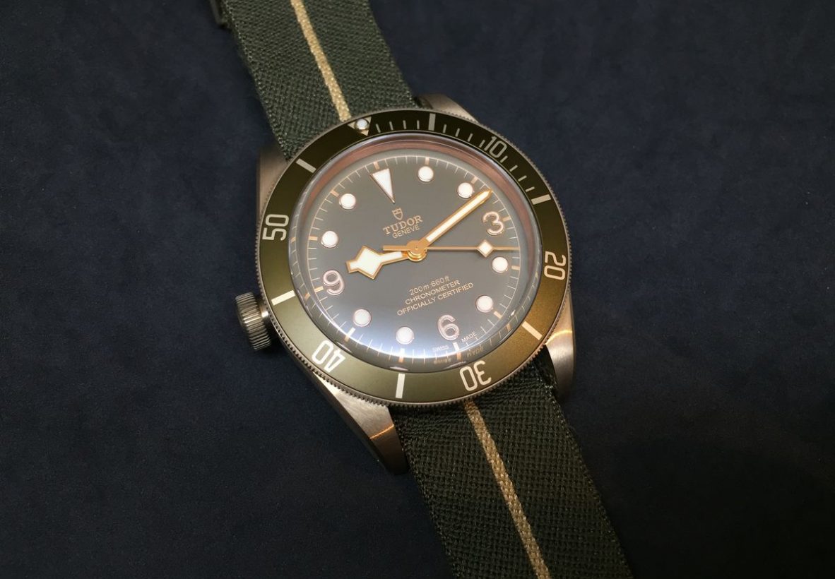 帝舵Black Bay Bronze One，青銅錶殼，錶徑43毫米，時、分、秒，MT5601-LHD自動上鍊機芯，預估拍賣價：瑞士法郎4,500-5,500(美金4,600-5,700)。