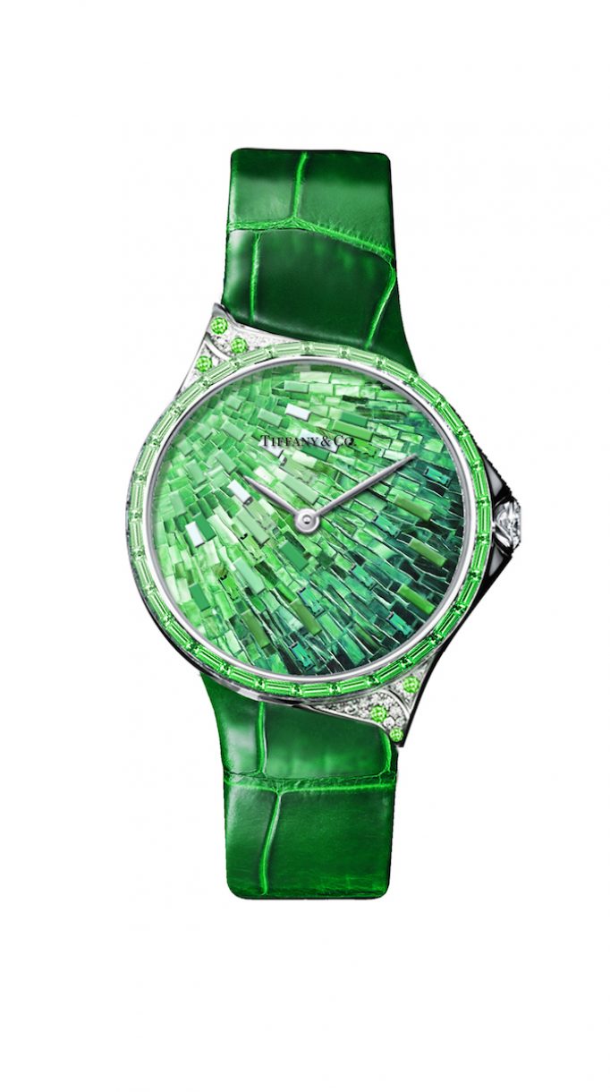 Tiffany Metro 28mm 馬賽克設計18K白金鑲嵌沙弗萊石、鑽石與彩色寶石高級珠寶腕錶，參考售價NTD3,775,000。