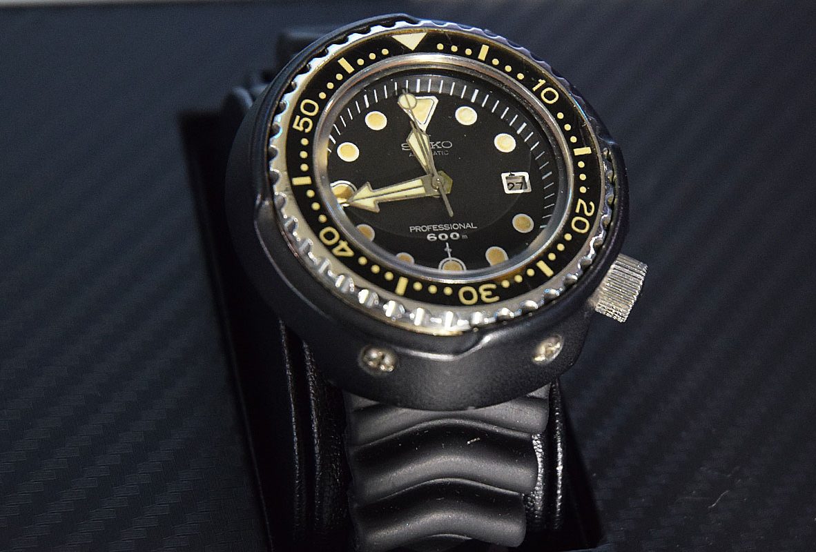 Seiko古董錶－1975年世界第一只採用鈦金屬錶殼的600米潛水錶