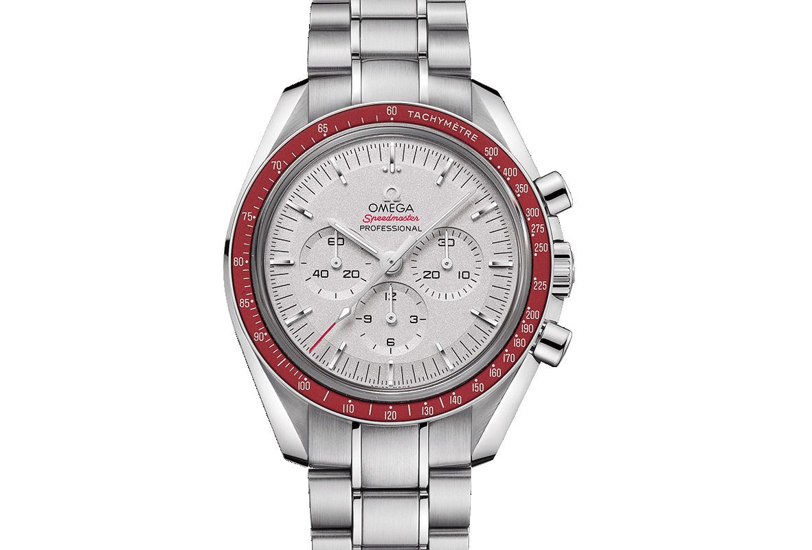 Speedmaster Moonwatch Professional “Tokyo 2020” 限量款(紅)，不鏽鋼錶殼，錶徑42毫米，限量2,020只。